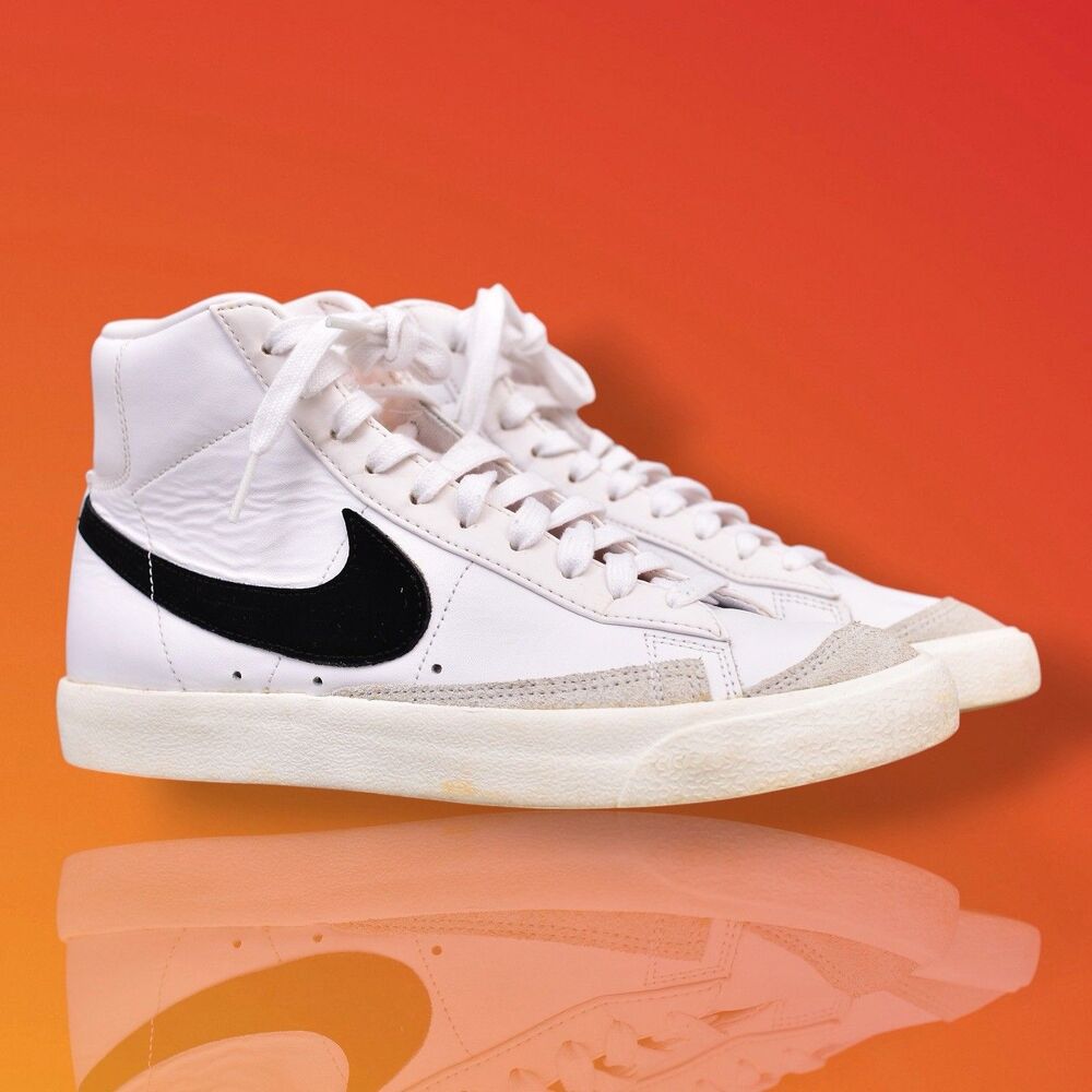 Nike Blazer Mid '77 Vintage Size 9.5 Women’s CZ1055-100